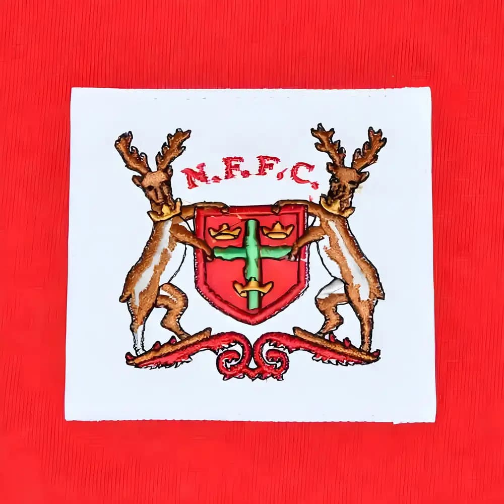 Nottingham Forest 1967 -1970 Retro Football Shirt