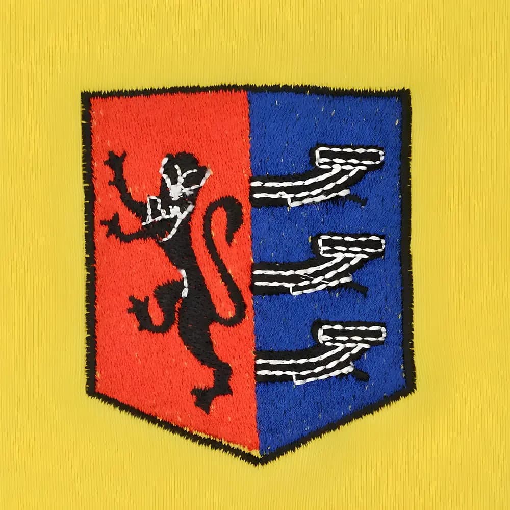 Ipswich Town 1970s Away Kids Retro Football Shirt